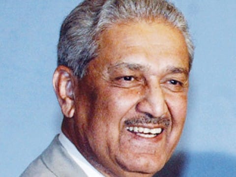 دو اعلیٰ کتب - ڈاکٹر عبدالقدیر خان