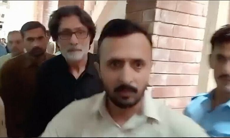 رہنماپی ٹی آئی رئوف حسن 2 روزہ جسمانی ریمانڈ پر ایف آئی اے کے حوالے