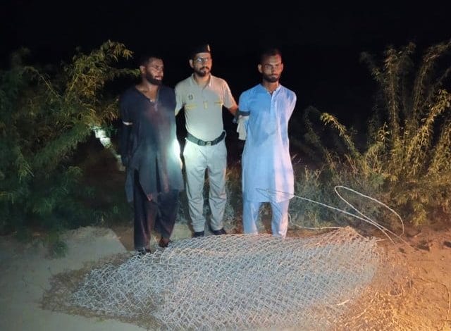 موٹروے پر حفاظتی باڑ کاٹنے والے دو ملزم گرفتار