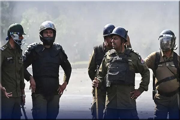 ڈیرہ غازی خان میں پولیس نے خوارجی دہشتگردوں کا بڑا حملہ ناکام بنا دیا