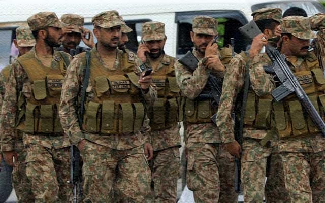 اسلام آباد میں فوج طلب، شرپسندوں کو گولی مارنے کے احکامات جاری